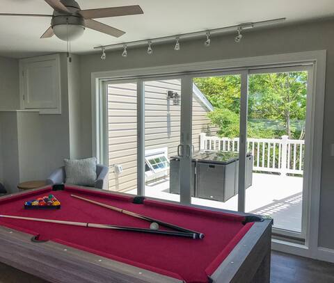 4 Bed-3 Bath - Ocean View Deck - 2 Blocks to Beach