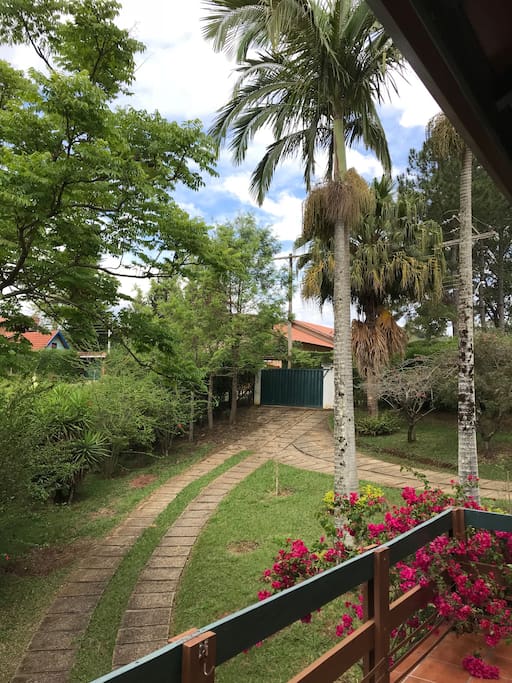 Entrada vista pela varanda
