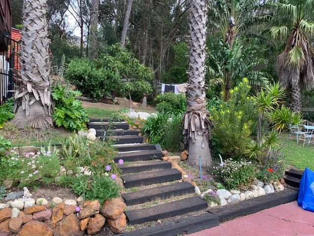 Beautiful holiday house in Hout Bay gallery image 3