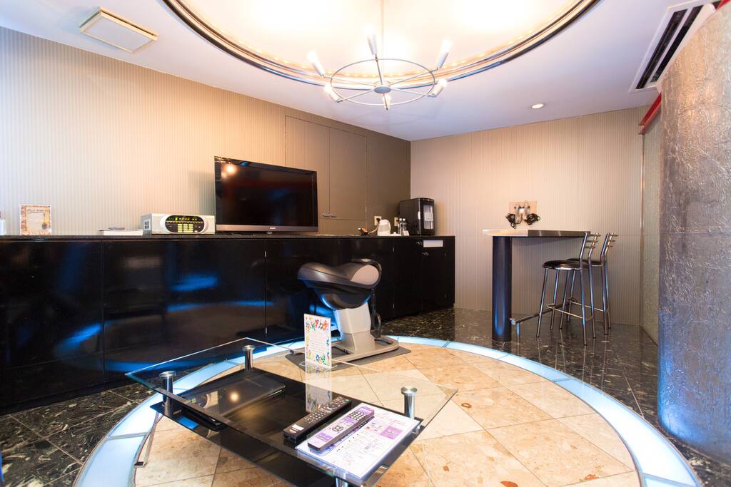 Welcome to Towers Hotel!