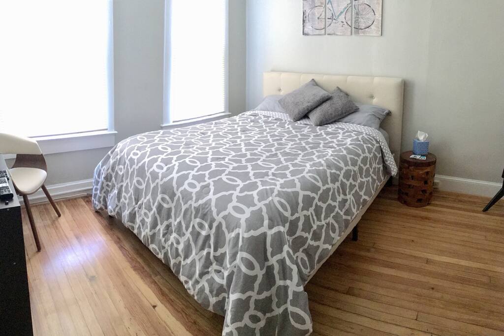 Bedroom with queen bed