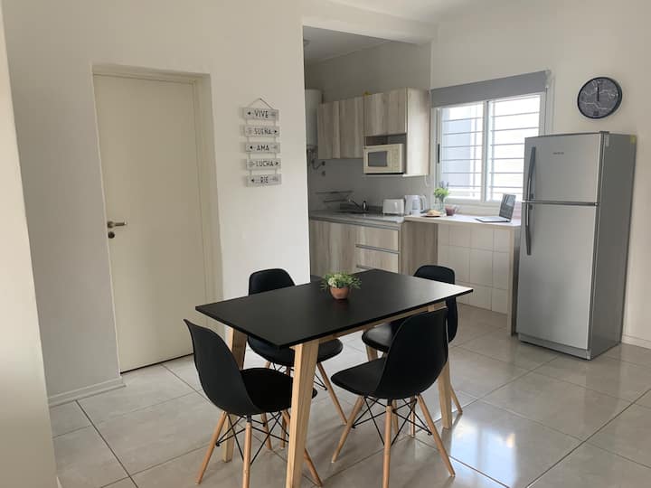 Modern apartment with a garage near the center