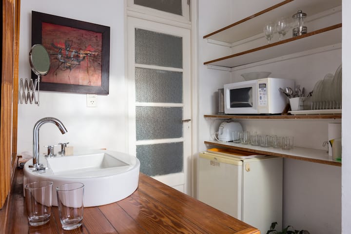 Апартаменты в Palermo с внутренним двориком и студиями