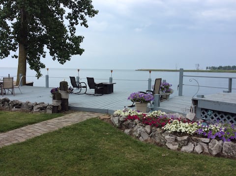 Top Airbnb: Wall Street inn in Huron