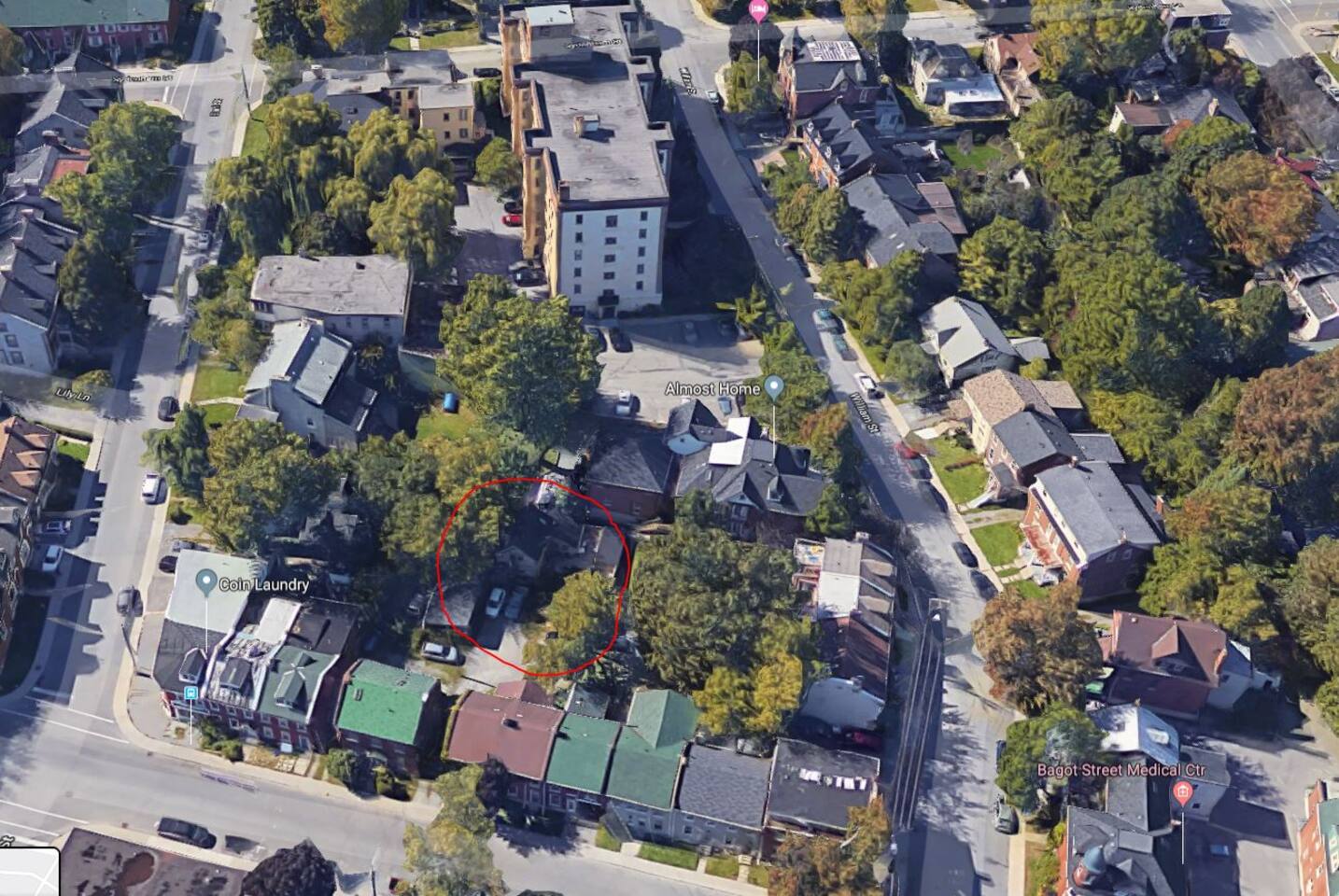 Bagot Street Hidden cottage Houses for Rent in Kingston, Ontario, Canada