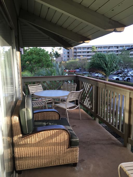Wrap-around Lanai right across the street from the ocean! Plenty of seating and outdoor dining area.