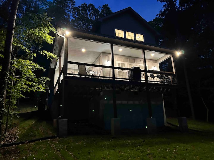 Lakehouse in Guntersville Houses for Rent in Guntersville, Alabama