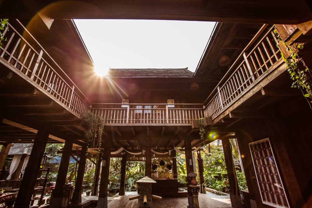 酒店四合院