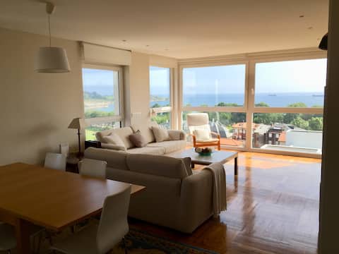 Successful Airbnb property: Apartment overlooking Sardinero in Santander