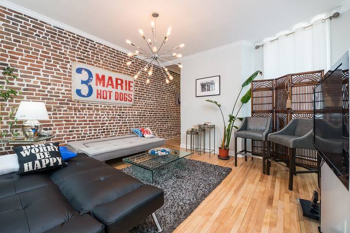 VIP PENTHOUSE OUTREMONT DOWNTOWN MONTREAL gallery image 3