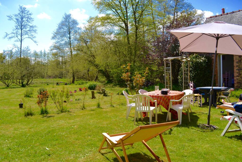 vue sur jardin arrière