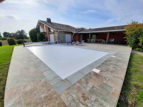 Country villa on the banks of the Adour