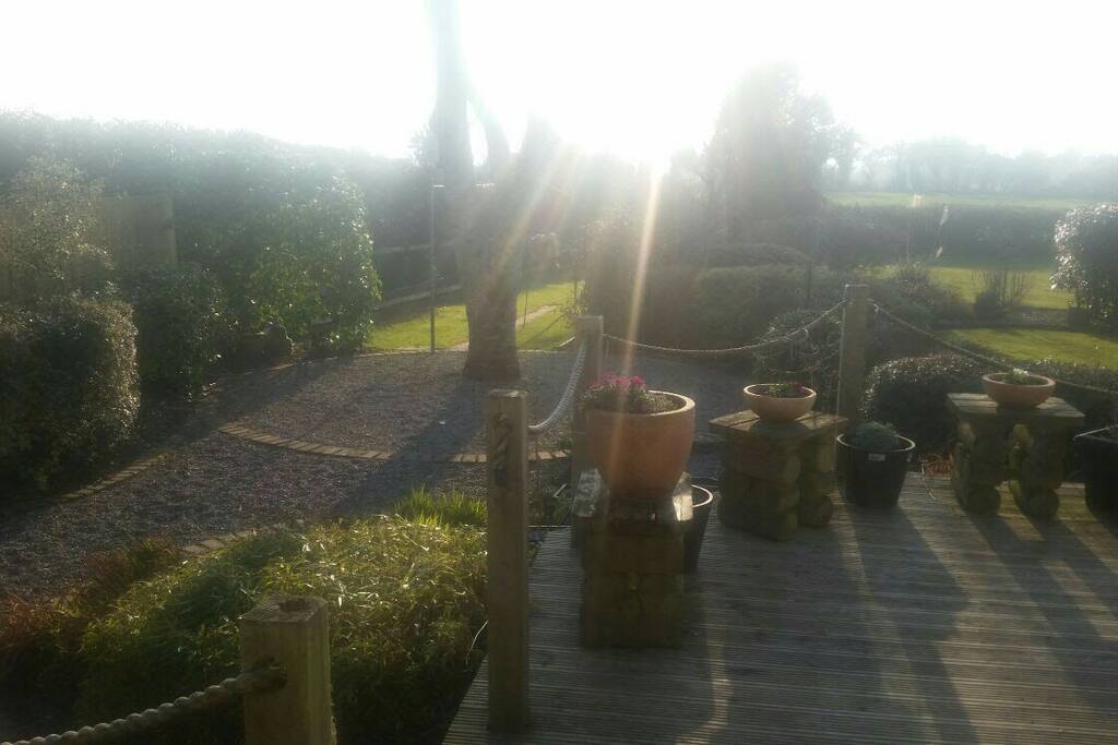 Relaxing with your face to the setting sun !