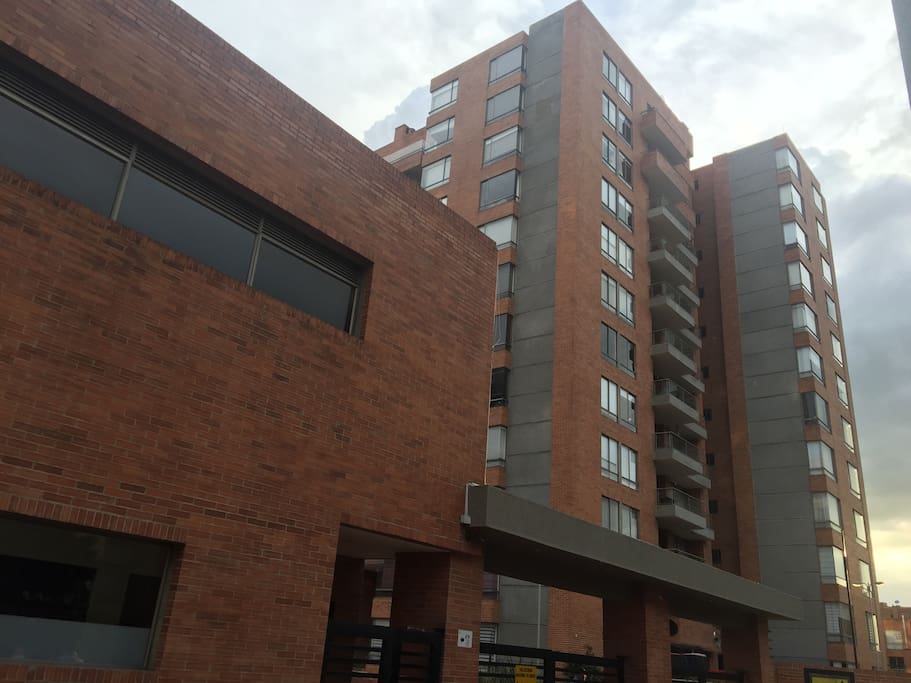Apartamentos cómodos, modernos con zona social, gym