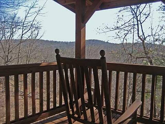 Mountain Top Inn & Resort managed Airbnb listing 3