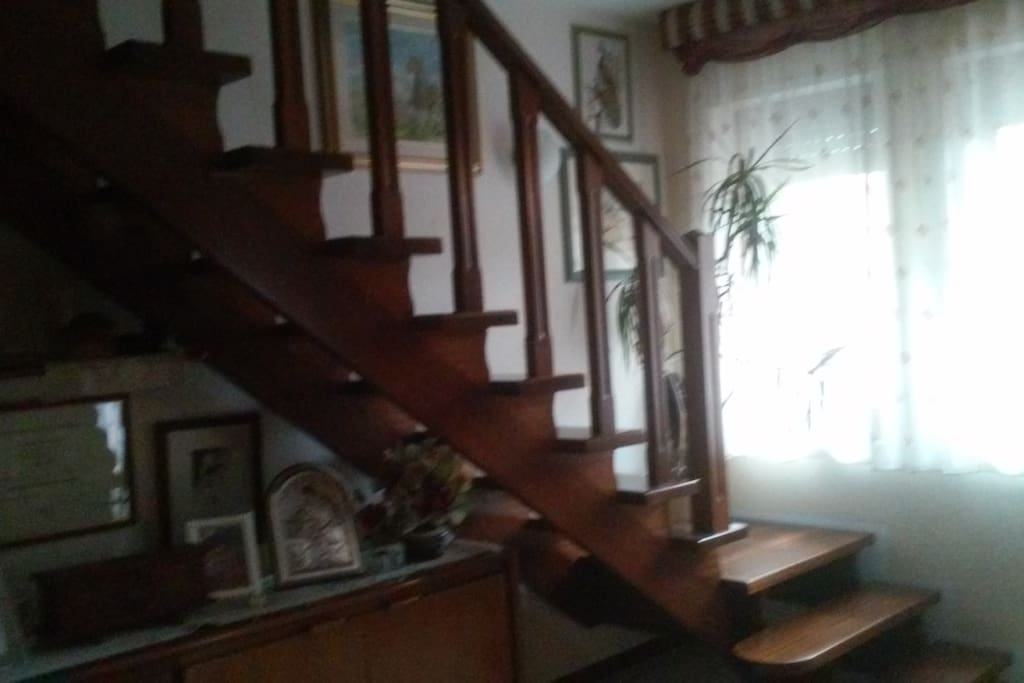 scale che portano alle camere da letto
