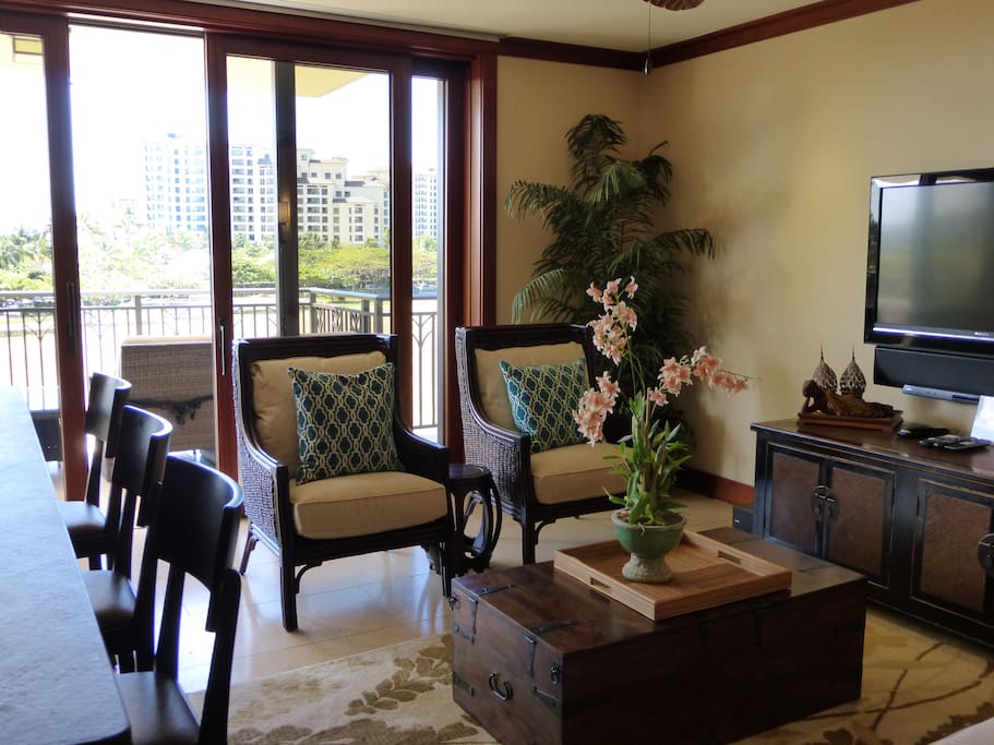 Living room looking out to lanai