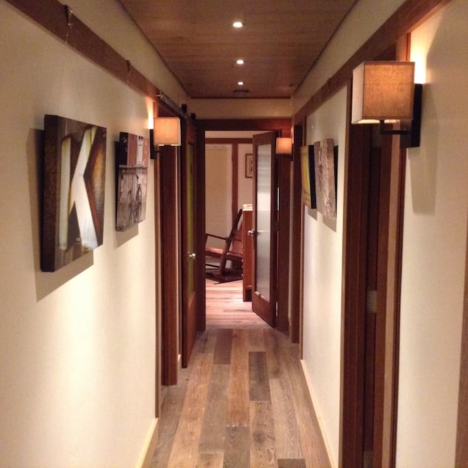 Gallery hall to guest room and guest bath