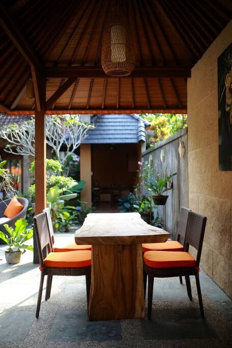 Dinning Table