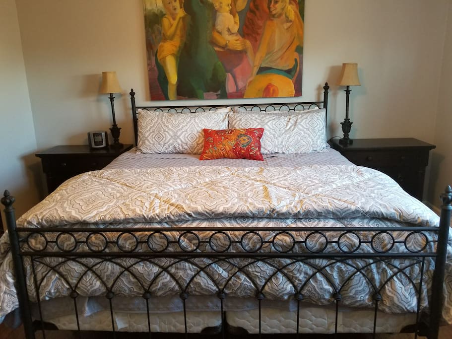 Comfortable king size bed with a 3 inch cooling memory foam topper.