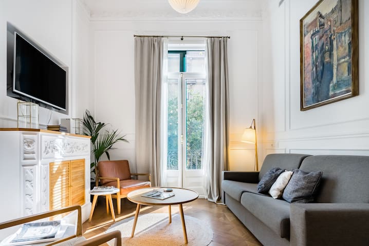 Luxury Apartment on Valencia Street