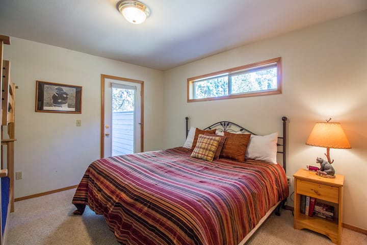 Then King + Bunk Bedroom