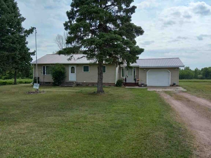 Topaz Meadows Lodging Houses for Rent in Ewen, Michigan, United