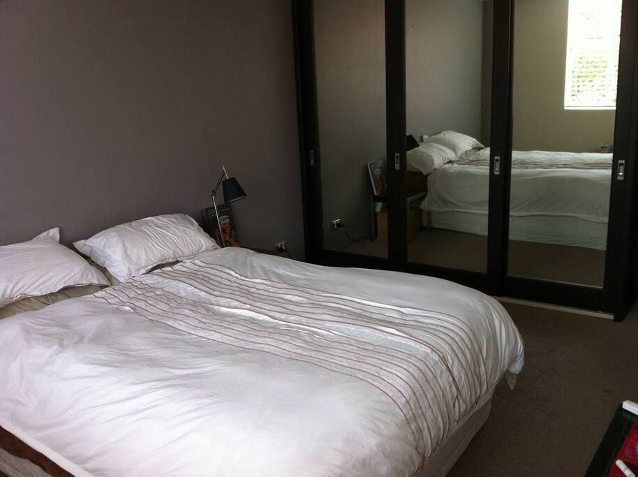 Big Bedroom @ 80 AUD/day
