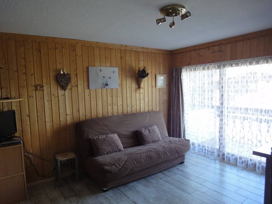 séjour côté gauche couchage double