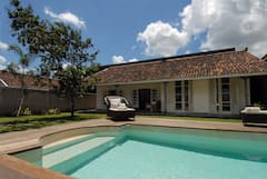 Central+4-person+Villa+with+Fully+Private+Pool