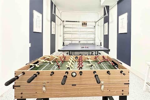 Blue House| GameRoom| The Keys| Everglades| Miami