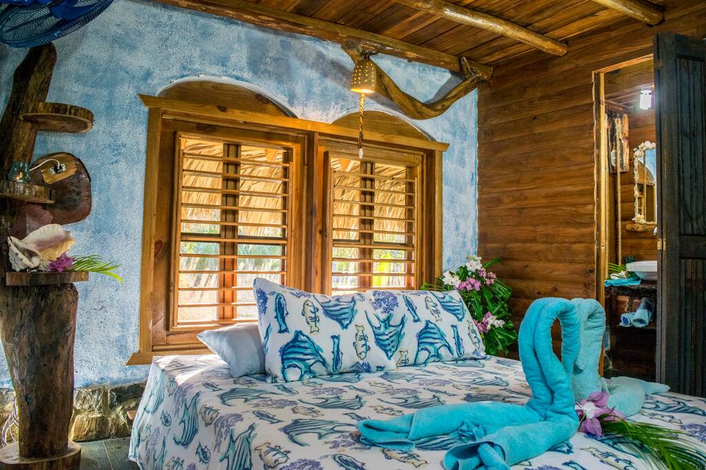 Chalet #4 - Guest House: 1st floor bedroom #5, view of the bathroom