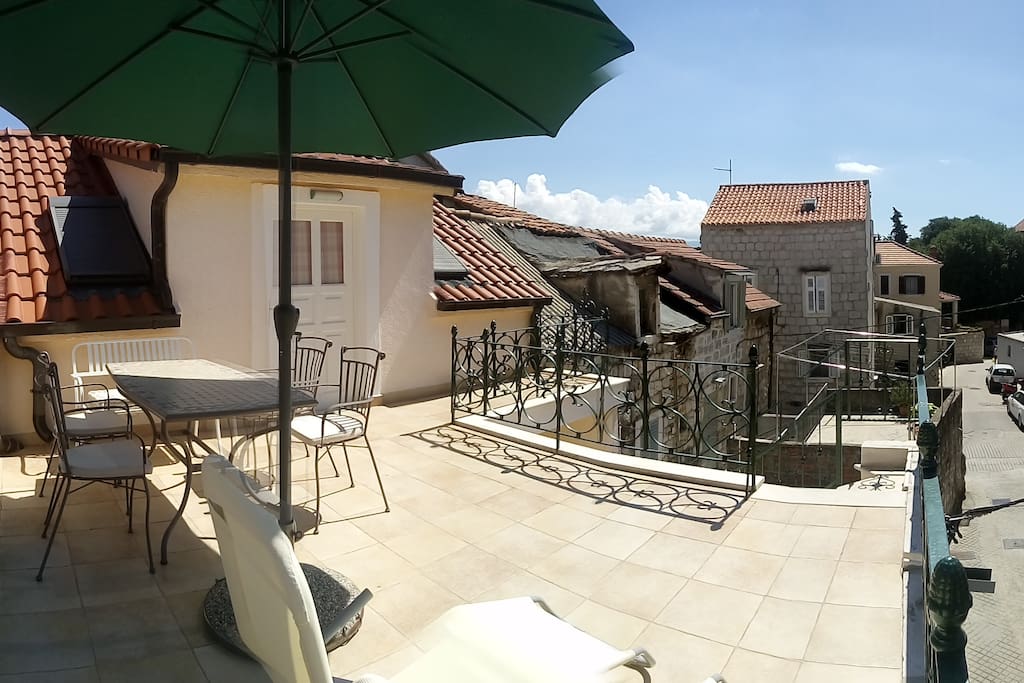studio private terrace