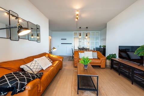 Successful Airbnb property: Beachfront, facing the sea in Hendaye