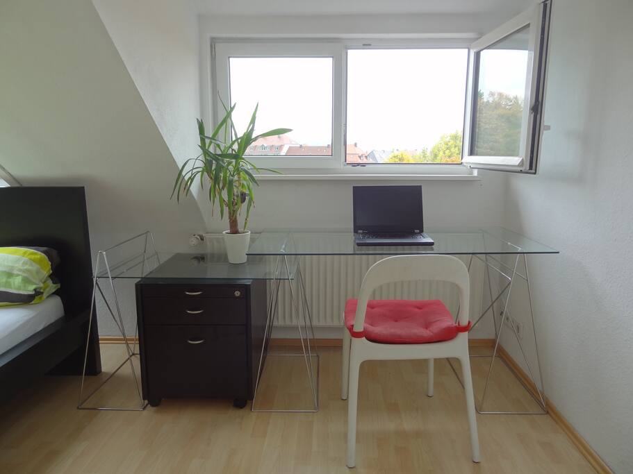 In case you need to work a little bit, you've got all you need. Namely WiFi, a desk, a chair and storage.