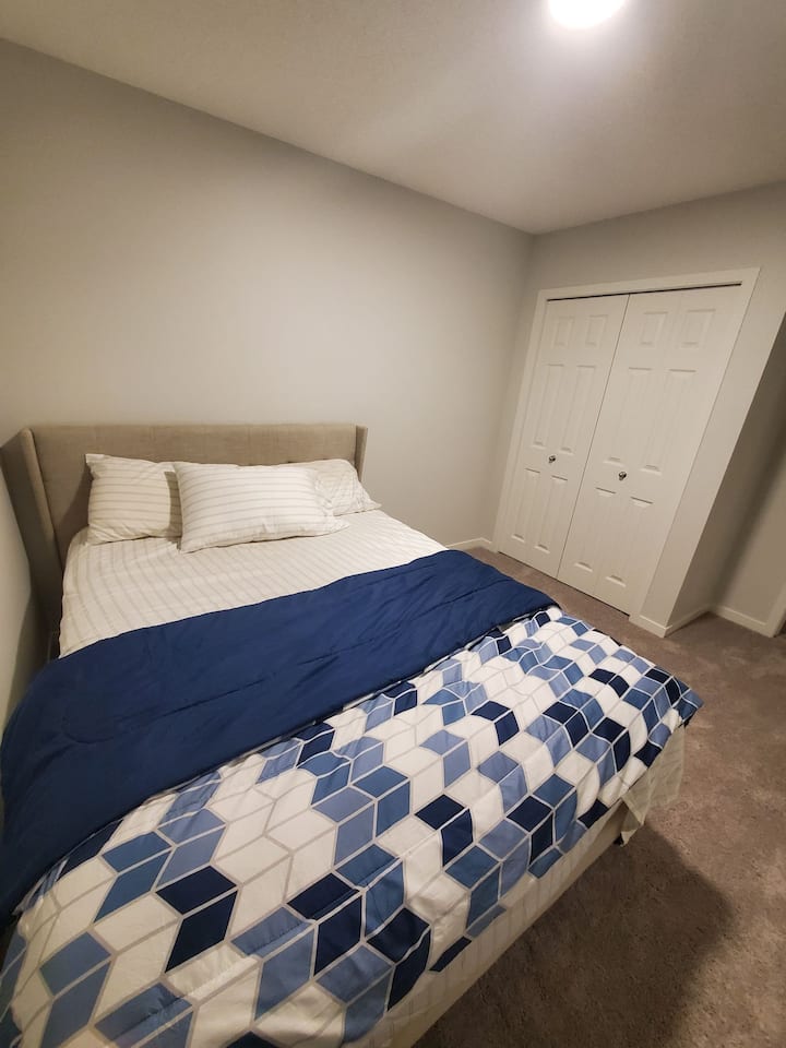 Calahoo Vacation Rentals & Homes Alberta, Canada Airbnb