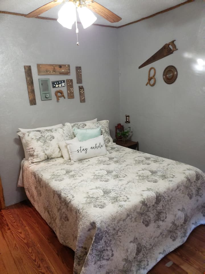 10 Best Cabin Rentals Near Wiggins, Mississippi Trip101