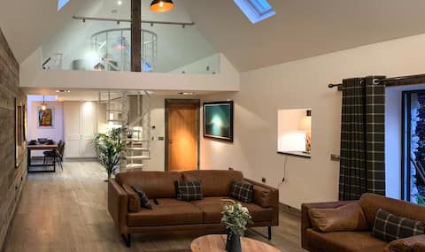Top performing Airbnb: Balloan Cottage Cowshed in Inverness Ness Side