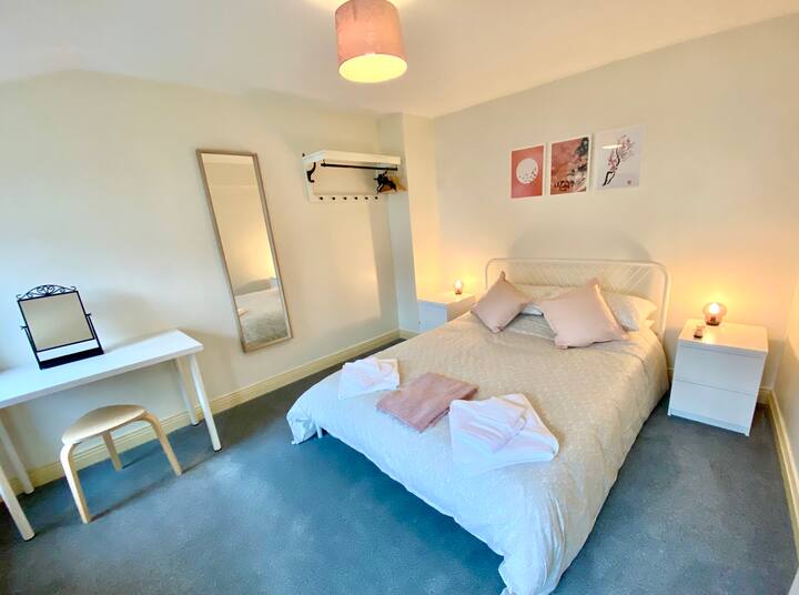Schlafzimmer 2