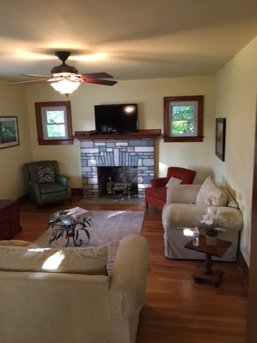 Full size living room with double pull out couch.