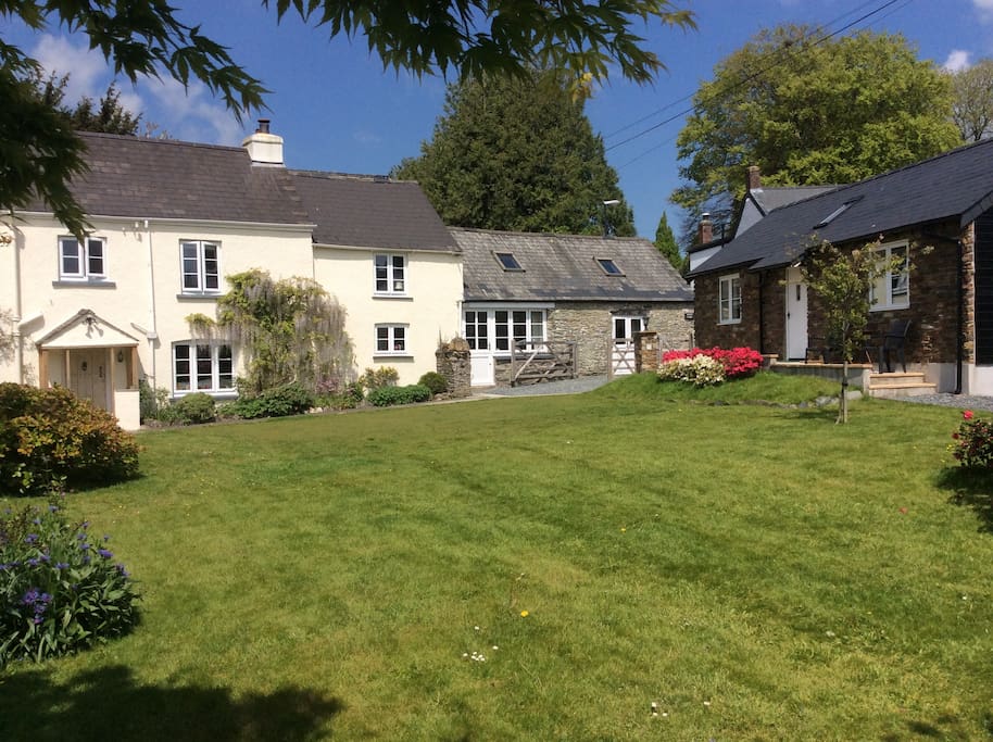 Owners' cottage on left, The Forge in Centre and The Lodge on right