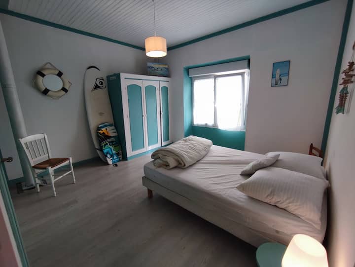 Chambre 2, สว่าง 140