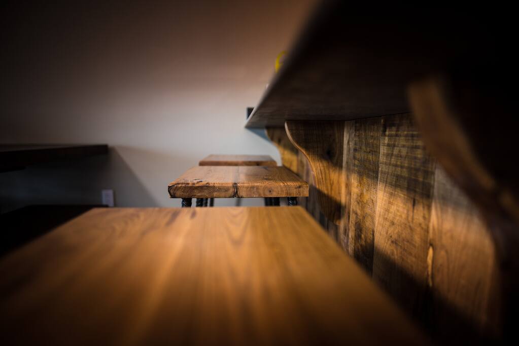 nice bar area for hanging out
