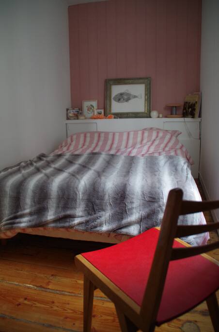 Chambre séparée : draps fournis
