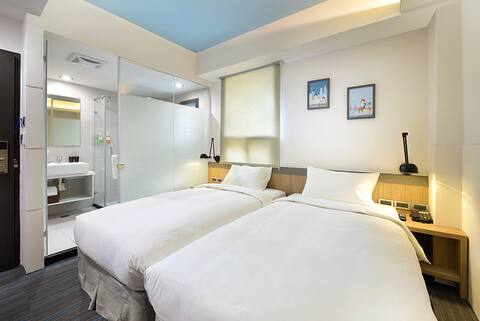 English ★Service Homie 'Hommie inn' Near Train Station - Exquisite Twin Room ★