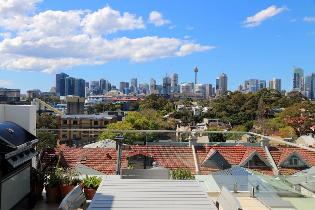 Wonderful views out to the Sydney Skyline and the water
