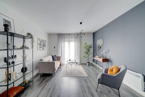 Top performing Airbnb: 1 bedroom flat free parking Salford Manchester in Broughton