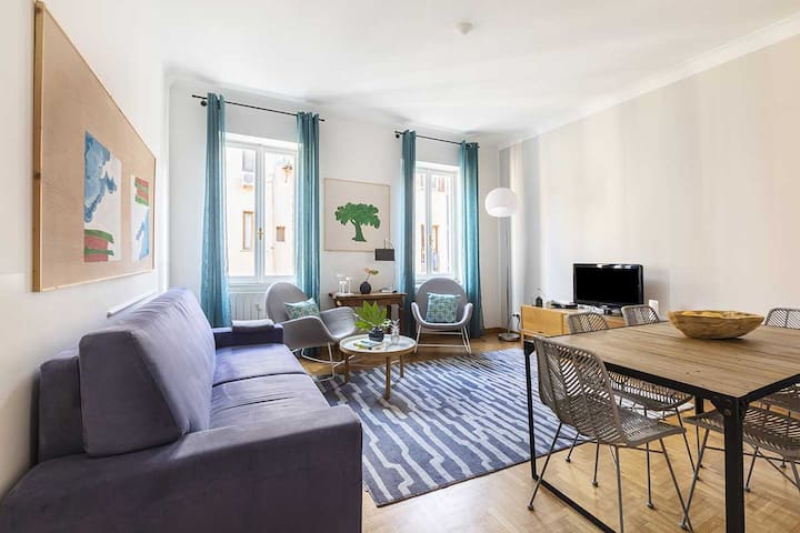 ROMAC Via Condotti Spanish Steps 3bdr gallery image 3