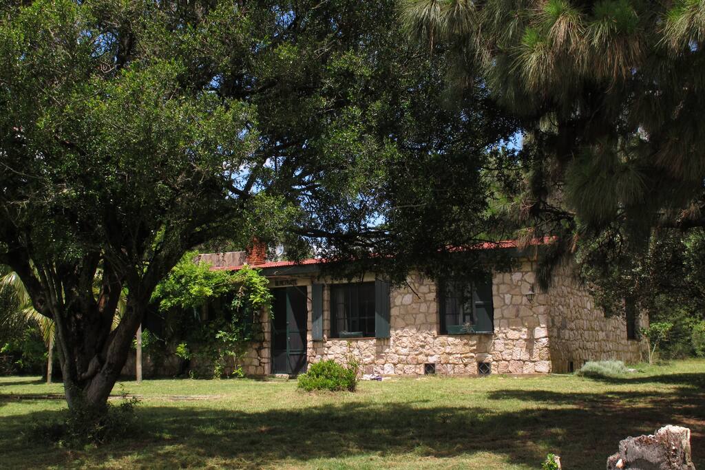 Casa de piedra de principio del 1900