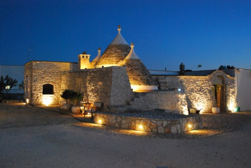 paradise trullo - ostuni - DIMORALUCIA. i t